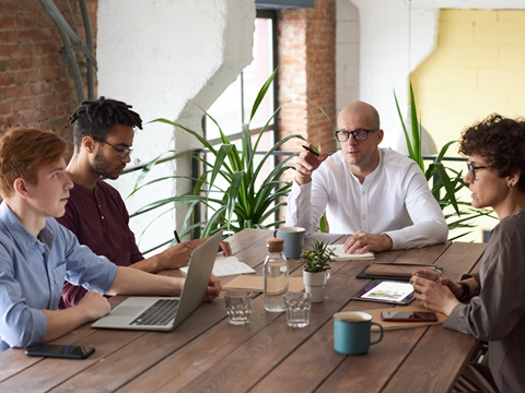 2025新加坡渣打銀行開戶指南：零門檻遠程開卡對比星展與華僑銀行