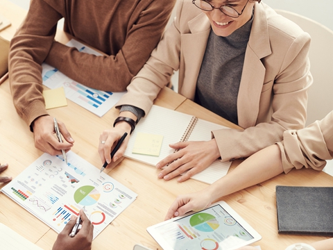 香港公司年審全解析：關鍵信息指南