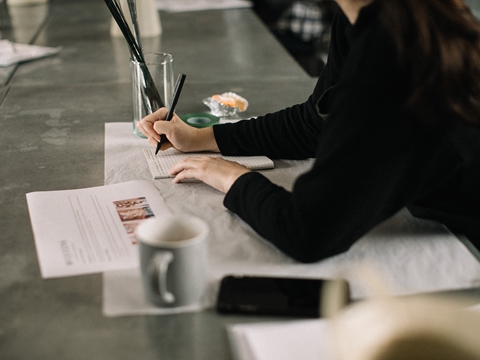 為何選擇港興咨詢進(jìn)行香港年審？費(fèi)用詳解