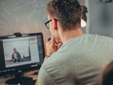 如何在香港注冊(cè)公司？全面解析移民香港的注冊(cè)條件