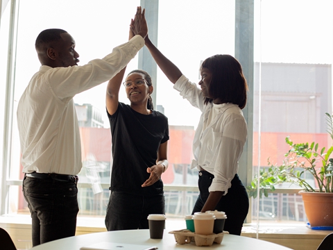 加拿大企業(yè)注冊(cè)號(hào)詳解：推動(dòng)企業(yè)發(fā)展與合規(guī)