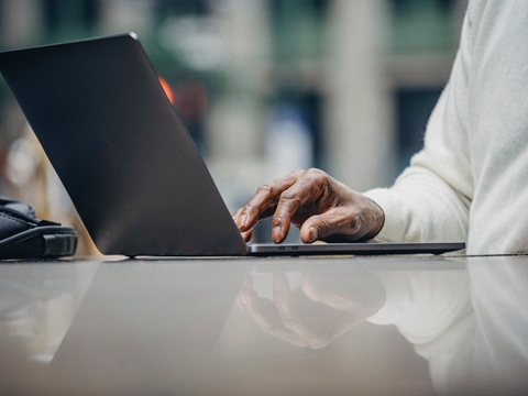 香港公司申請稅務(wù)居民身份條件詳解：全方位指南